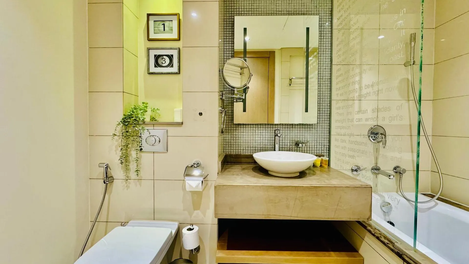 Luxe 3Br , Paramount By Damac, Excellent Pool Dubai 0*,