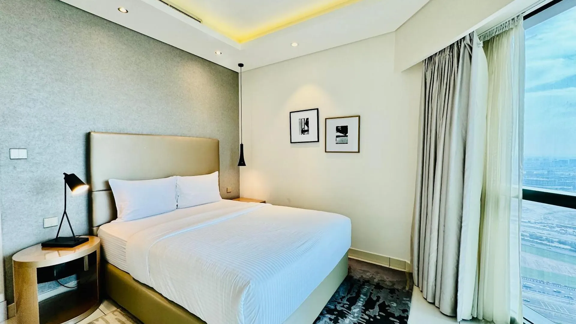 Luxe 3Br , Paramount By Damac, Excellent Pool Dubai