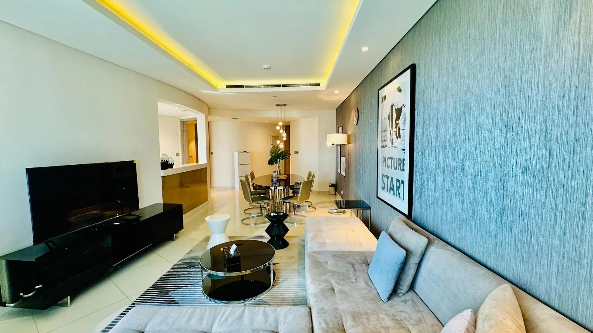 Apartment Luxe 3Br , Paramount By Damac, Excellent Pool Dubai
